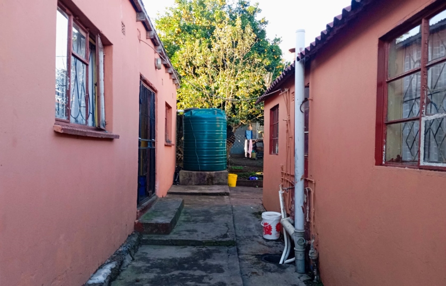 5 Bedroom Property for Sale in Ibika Eastern Cape
